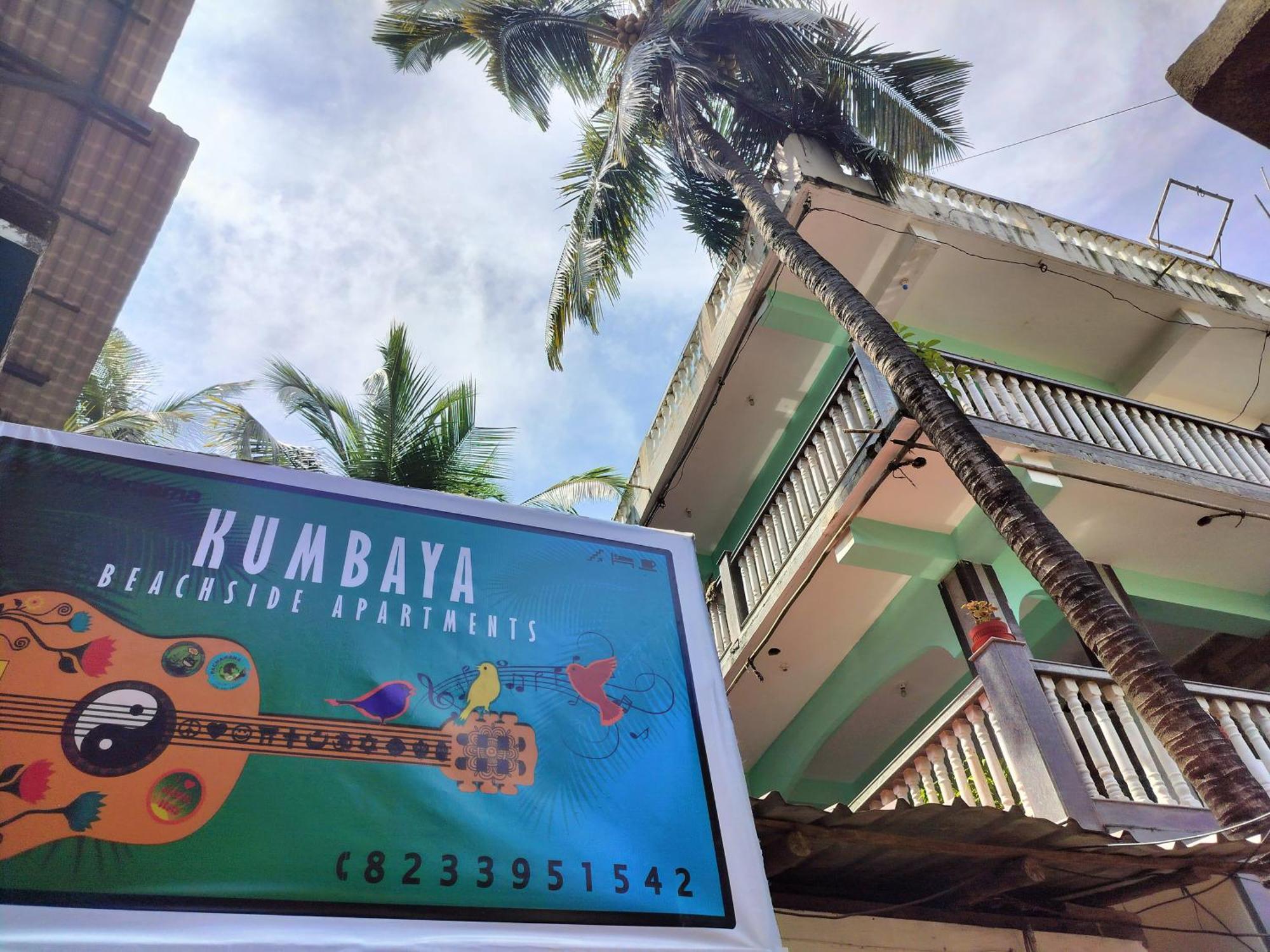 Kumbaya Beachside Hostel & Apartments At Arambol Beach Exterior foto